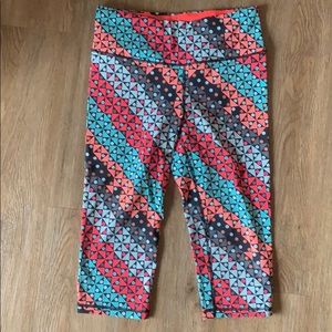 Victoria’s Secret knockout crop leggings